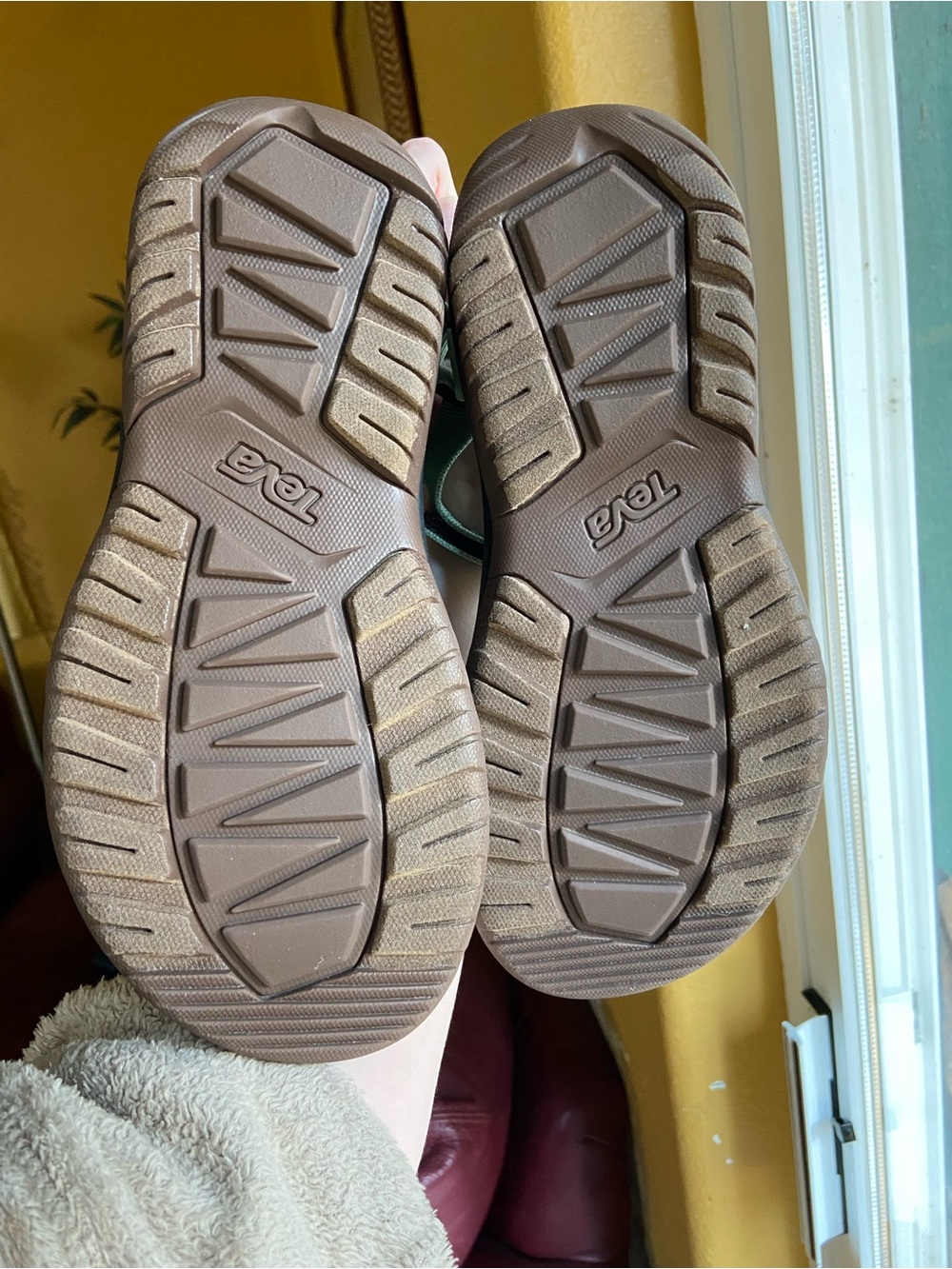 Multi-Color Teva sandals - Picture 3 of 4